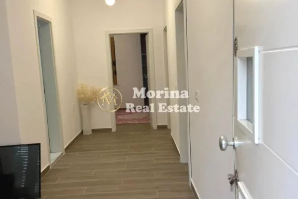 Casa privata/Indipendente in affitto a Tirana 2+1, Arredato