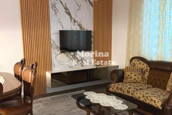 Casa privata/Indipendente in affitto a Tirana 2+1, Arredato