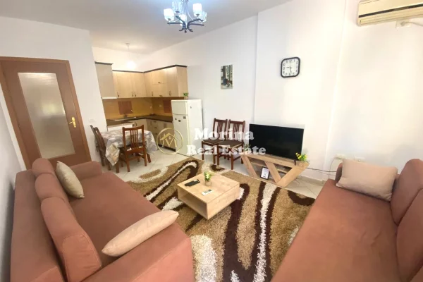 Shtepi me qera Apartament ne Tirane, 1+1, Mobilimi E mobiluar, Pagesa 500  Euro.