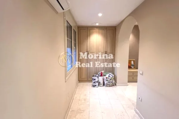 Shtepi me qera Apartament ne Tirane, 2+1, Mobilimi E mobiluar, Pagesa 750  Euro.