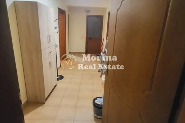 Casa privata/Indipendente in affitto a Tirana 2+1, Arredato