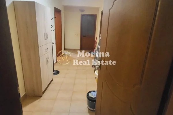 Casa privata/Indipendente in affitto a Tirana 2+1, Arredato