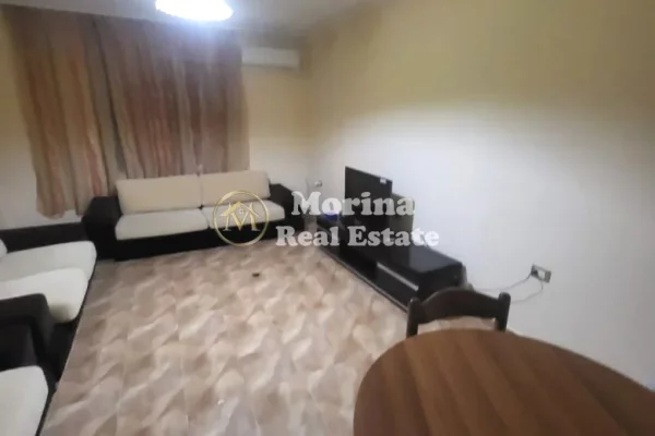 Casa privata/Indipendente in affitto a Tirana 2+1, Arredato