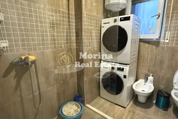 Appartamento in vendita a Tirana 2+1, Arredato