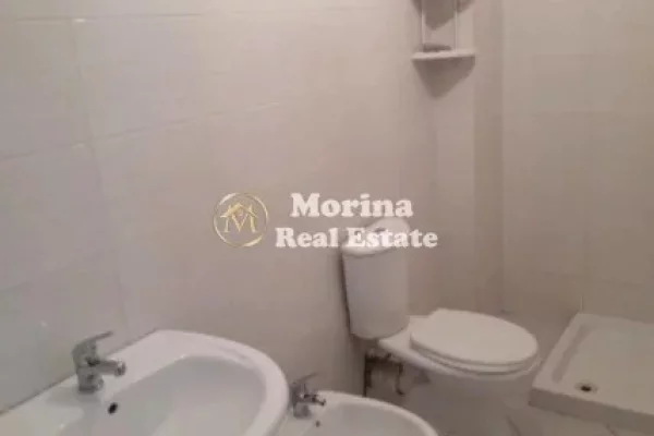 Shtepi me qera Apartament ne Tirane, 1+1, Mobilimi Bosh, pa mobiluar, Pagesa 250  Euro.