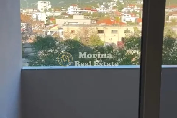 Shtepi me qera Apartament ne Tirane, 1+1, Mobilimi Pjeserisht e mobiluar, Pagesa 350  Euro.