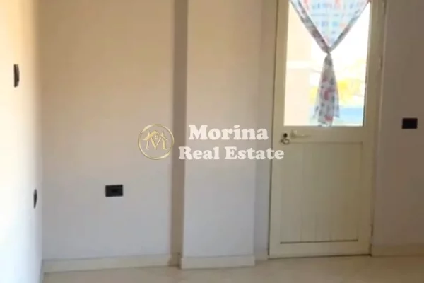 Shtepi me qera Apartament ne Tirane, 1+1, Mobilimi Pjeserisht e mobiluar, Pagesa 350  Euro.