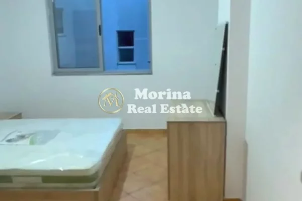 Shtepi me qera Apartament ne Tirane, 2+1, Mobilimi Pjeserisht e mobiluar, Pagesa 750  Euro.