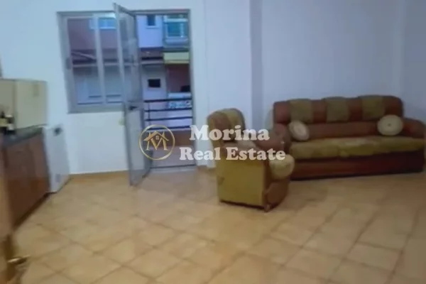 Shtepi me qera Apartament ne Tirane, 2+1, Mobilimi Pjeserisht e mobiluar, Pagesa 750  Euro.
