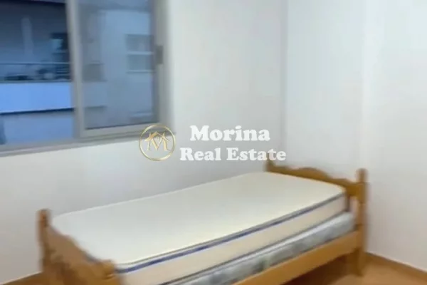 Shtepi me qera Apartament ne Tirane, 2+1, Mobilimi Pjeserisht e mobiluar, Pagesa 750  Euro.