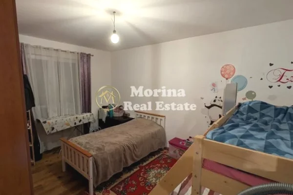Shtepi ne shitje Apartament ne Tirane, 2+1, Mobilimi E mobiluar, Pagesa 195,800  Euro.