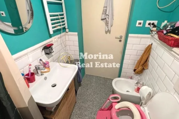 Shtepi ne shitje Apartament ne Tirane, 2+1, Mobilimi E mobiluar, Pagesa 195,800  Euro.