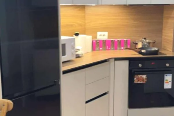 Appartamento in affitto a Tirana 2+1, Arredato