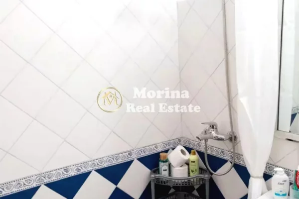 Qera | Ambjent Biznesi | Pazari i RI| 350 Euro/muaj