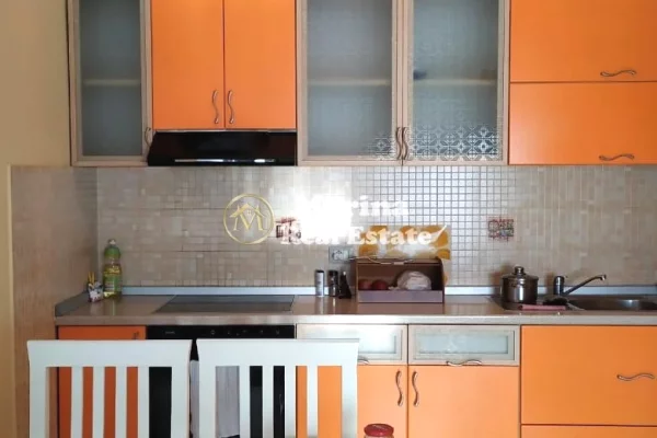 Shtepi me qera Apartament ne Tirane, 1+1, Mobilimi E mobiluar, Pagesa 450  Euro.