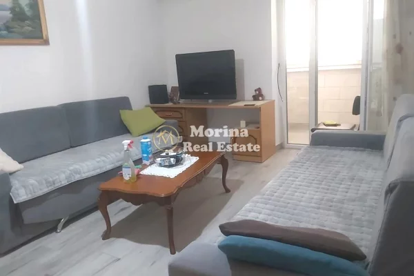 Shtepi me qera Apartament ne Tirane, 1+1, Mobilimi E mobiluar, Pagesa 550  Euro.