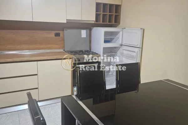 Shtepi me qera Apartament ne Tirane, 1+1, Mobilimi E mobiluar, Pagesa 400  Euro.