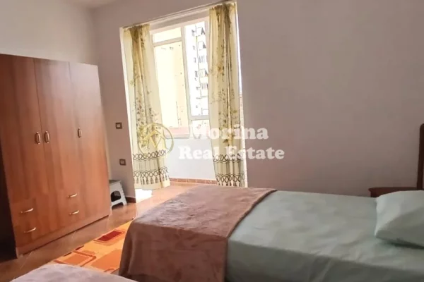 Shtepi me qera Apartament ne Tirane, 2+1, Mobilimi E mobiluar, Pagesa 650  Euro.