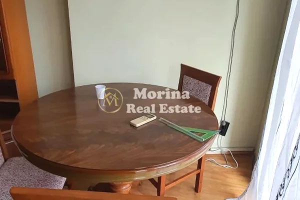 Shtepi me qera Apartament ne Tirane, 3+1, Mobilimi E mobiluar, Pagesa 550  Euro.