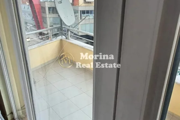Shtepi me qera Apartament ne Tirane, 3+1, Mobilimi E mobiluar, Pagesa 550  Euro.