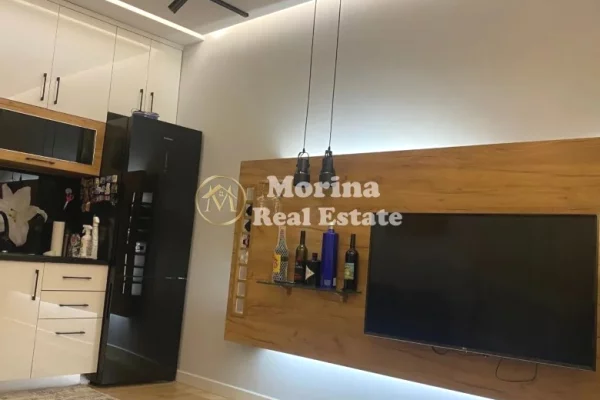 Shtepi me qera Apartament ne Tirane, 2+1, Mobilimi E mobiluar, Pagesa 500  Euro.