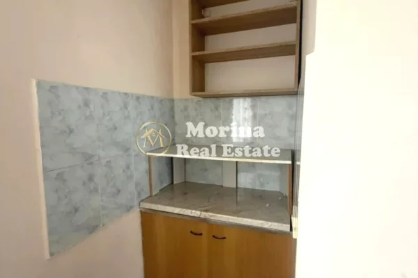 Shtepi me qera Apartament ne Tirane, 1+1, Mobilimi E mobiluar, Pagesa 400  Euro.