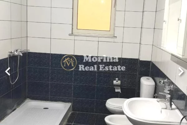 Shtepi me qera Apartament ne Tirane, 1+1, Mobilimi Bosh, pa mobiluar, Pagesa 400  Euro.