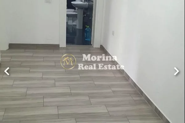 Shtepi me qera Apartament ne Tirane, 1+1, Mobilimi Bosh, pa mobiluar, Pagesa 400  Euro.