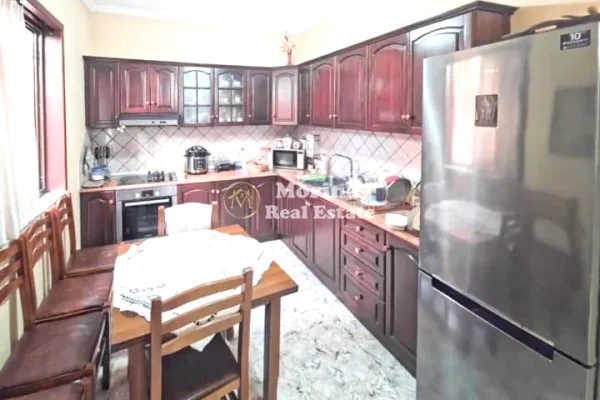 Shitje | Vilë 6 + 1 | Don Bosko | 500000 €