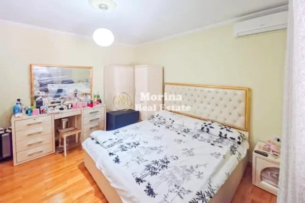 Shtepi ne shitje Shtepi Private ne Tirane, 6+1, Mobilimi E mobiluar, Pagesa 500,000  Euro.