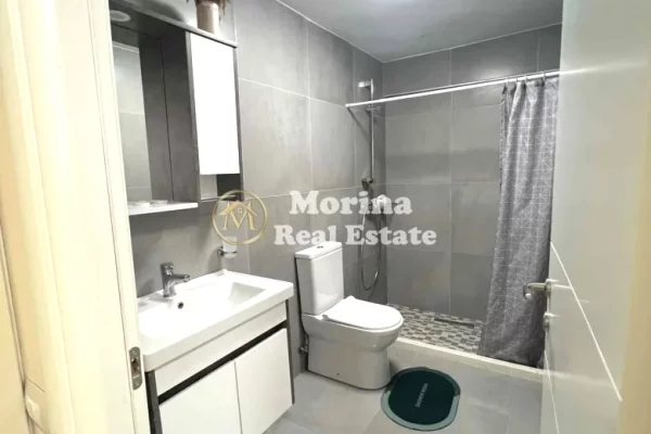 Shtepi me qera Shtepi Private ne Tirane, 1+1, Mobilimi E mobiluar, Pagesa 400  Euro.