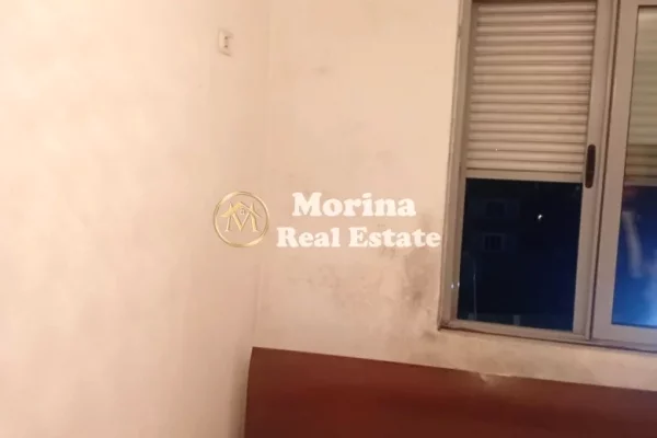 Shtepi me qera Apartament ne Tirane, 2+1, Mobilimi Pjeserisht e mobiluar, Pagesa 420  Euro.