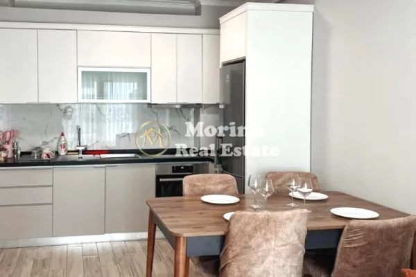 Appartamento in affitto a Tirana 1+1, Arredato