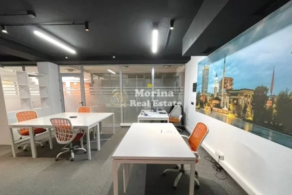 Qera | Ambjent Biznesi | Pazari i Ri | 1100 Euro/muaj