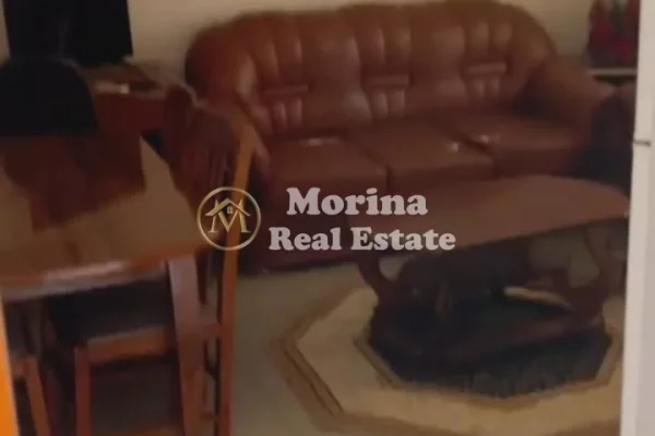 Shtepi me qera Shtepi Private ne Tirane, 1+1, Mobilimi E mobiluar, Pagesa 400  Euro.