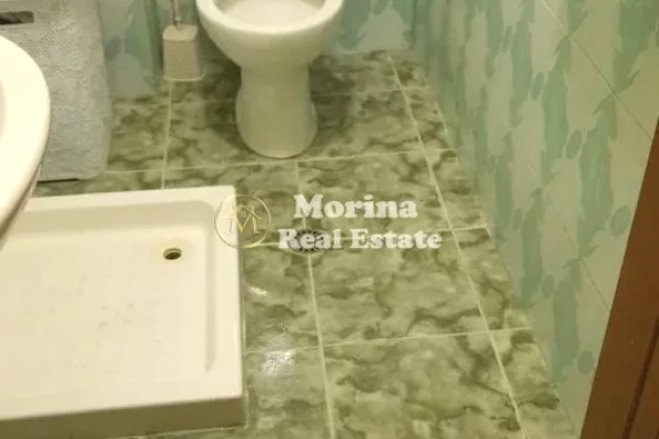 Shtepi ne shitje Apartament ne Tirane, 2+1, Mobilimi E mobiluar, Pagesa 250,000  Euro.