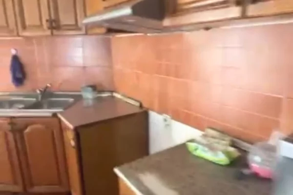 Shtepi me qera 2+1 ne Tirane - 500 Euro