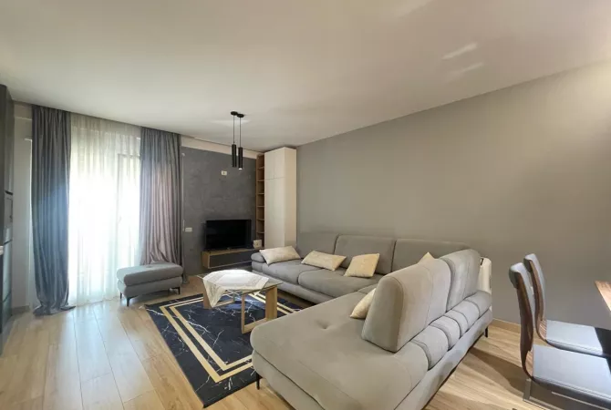 Shtepi me qera Apartament ne Tirane, 2+1, Mobilimi E mobiluar, Pagesa 65,000  Leke.