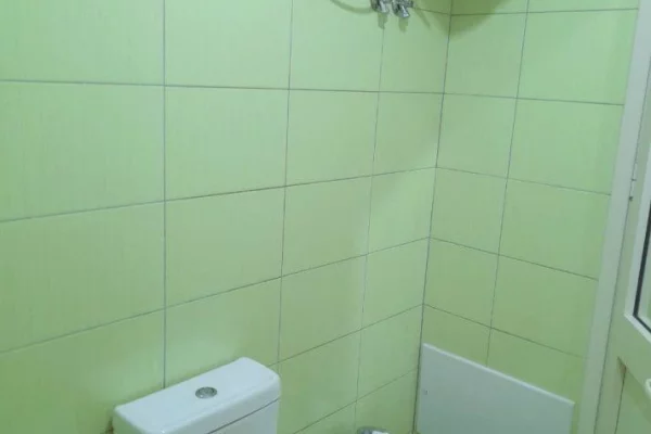 Shtepi me qera Apartament ne Tirane, 1+1, Mobilimi E mobiluar, Pagesa 40,000  Leke.