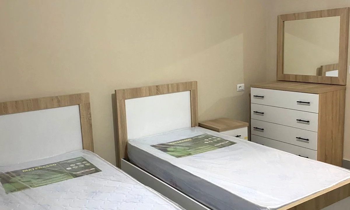 Shtepi me qera Apartament ne Tirane, 1+1, Mobilimi E mobiluar, Pagesa 40,000  Leke.