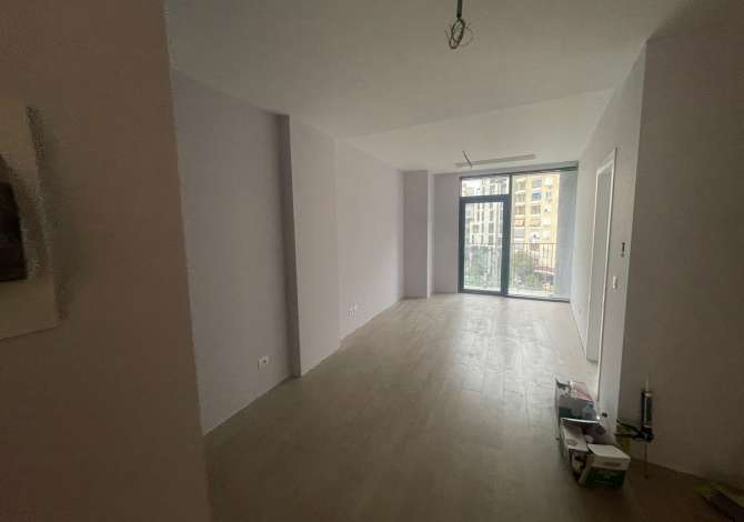 Jepet me qera Apartamenti 1+1 per ambient biznesi  Cmimi : 800 mije leke netto, Lake view residence 