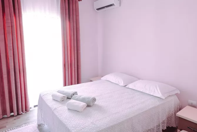 Shtepi ne shitje Apartament ne Durres, 1+1, Mobilimi E mobiluar, Pagesa 58,000  Euro.