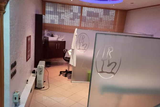  Jepet me qera ambient biznesi