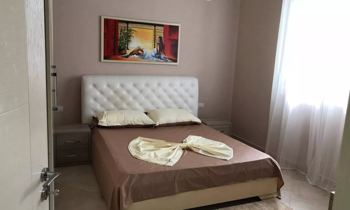 Shtepi me qera Apartament ne Tirane, 1+1, Mobilimi E mobiluar, Pagesa 37,000  Leke.