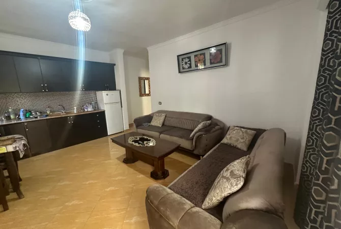Shtepi ne shitje Apartament ne Durres, 1+1, Mobilimi E mobiluar, Pagesa 99,000  Euro.