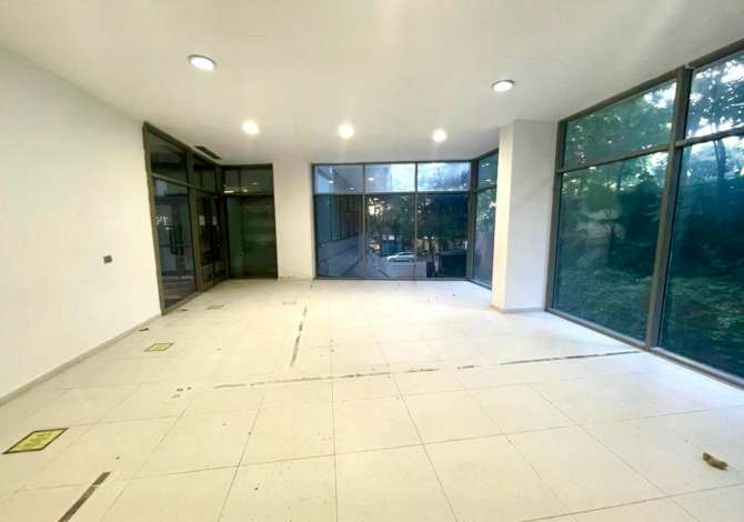 Business Property in Sale 1+1 in Tirana - 98,000 Euro