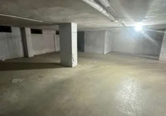 Business Property in Sale 4+1 in Tirana - 35,000 Euro