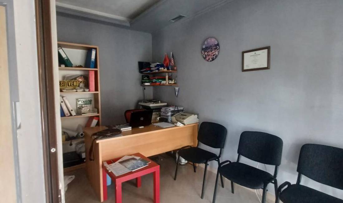 Dyqan 91 m2 ne shitje te Rruga Fortuzi 350.000 euro