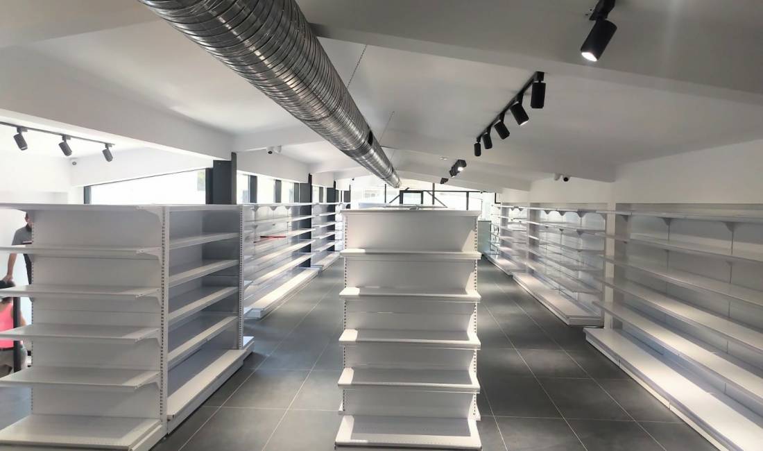 Godine Biznesi 2 kateshe me qira te 21 dhjetori 5000 euro