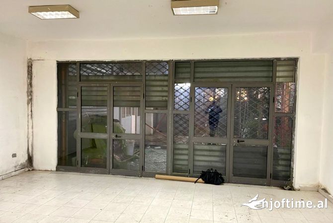 Business Property in Sale 1+1 in Tirana - 70,000 Euro